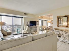 Beachfront Ocean City Condo with Pool and Views!, Worcester County Library - Ocean City Branch, Ocean City, hótel í nágrenninu