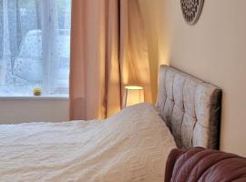 Lovely studio flat, hotelli kohteessa Reading