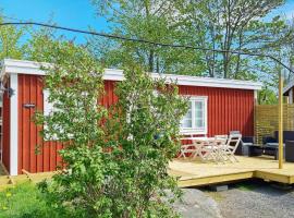 4 person holiday home in GRISSLEHAMN, semesterboende i Grisslehamn