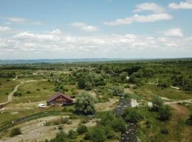 La Văru, hotel-fazenda rural em Cartisoara