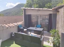 Charmant Appart cosy + terrasse, alquiler temporario en Bessèges