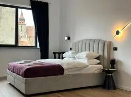 Peaceful condo for romantic getaways near Black Church - 3min walk、ブラショヴのコンドミニアム