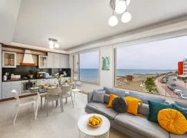 Mackenzie Beachfront Eftyhia Suite