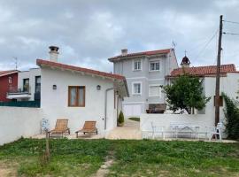 La casita de El Montán, hotel din Avilés