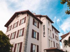 Hotel Saint Julien, hotel cerca de Estación de tren de Midi, Biarritz