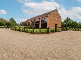 Owl Barn, casa rústica em Sculthorpe