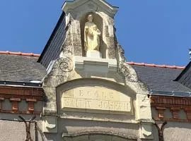 Chambres d'Hôtes - Ancienne Ecole St Joseph
