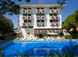 Hotel Metropol, hotel met zwembaden in Caorle