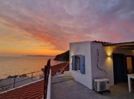 Peppermint Bay, pet-friendly hotel in Skopelos Town