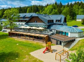 Amenity Hotel & Resort Orlické hory – hotel w mieście Deštné v Orlických horách