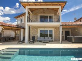 Vespera, hotel in Rošini