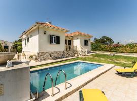BmyGuest - Lagoa Beach & Pool Villa, holiday rental in Lagoa de Albufeira