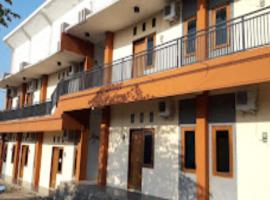 Viesnīca ar autostāvvietu OYO Life 92647 Edelweis Homestay pilsētā Tuban