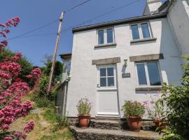 Little Hamlin, cottage in Callington