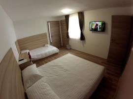 Sweet Dreams Rooms and Apartments Postojna, viešbutis mieste Postoina