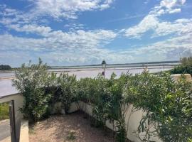 LUXURY House with Stunning Sea Views - Ses Salines، فندق في لا سافينا