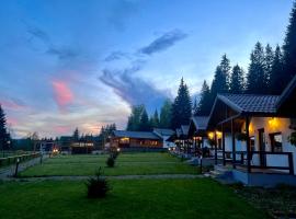 CLUBUL DACILOR, Resort in Comandău