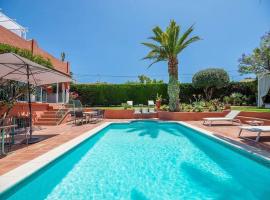 Villa Tiphareth, nhà nghỉ B&B ở Marbella