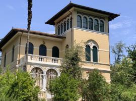 VILLA MARIA LUISA . SPLENDIDA VILLA LIBERTY, מלון למשפחות בלוקה