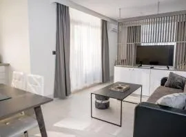 ADIRAMA Apartments Elegant Apartments Walk to the Beach