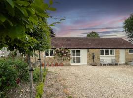 Whitley Coach House, feriebolig i Whitley