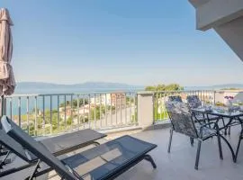 2 Bedroom Gorgeous Apartment In Podaca