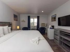 RiverWalk Inn