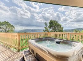 Mesa Verde, Hot Tub, Pedestal Octagon Home / Mount, vakantiehuis in Ruidoso