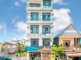 Tan Hoang Minh Hotel, hôtel à Dong Hoi près de : Aéroport de Đồng Hới - VDH