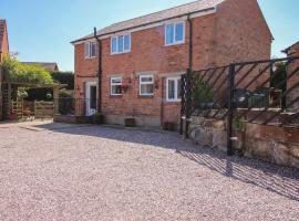 The Coach House At The Gables, cottage in Shrewsbury