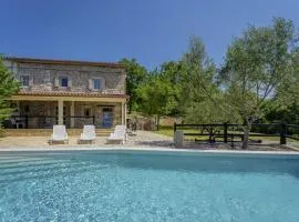 Villa Octingenti in Marceljani - Haus für 4-6 Personen