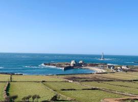 Maison Bord de Mer dans la Petite Irlande – hotel w mieście Auderville