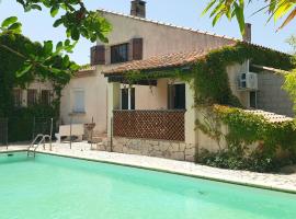 Villa Montady, hotell i Montady