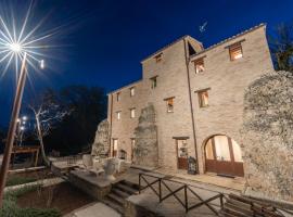 Porta Gemina History Lodge - Intera Struttura, chal&eacute; em San Crocifisso