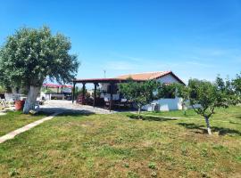 Kalliopi's House, hotel near Arogi Beach, Aroyí