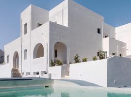 Voca Hotel & Suites, hotell sihtkohas Kamari