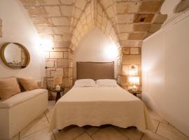Leondari Rooms, hotel en Otranto