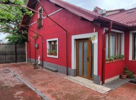 Casa in Oradea !, hotel in Oradea