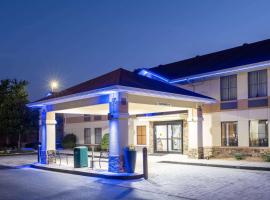 Days Inn & Suites by Wyndham Commerce, hotelli kohteessa Commerce