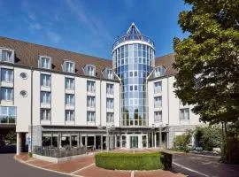 Lindner Hotel Dusseldorf Airport, part of JdV by Hyatt、にあるデュッセルドルフ国際空港 - DUSの周辺ホテル
