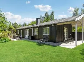 3 Bedroom Awesome Home In Græsted
