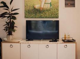 Το Σπίτι Της Ευτυχίας στούντιο โรงแรมในคาร์เปนนีซีออน