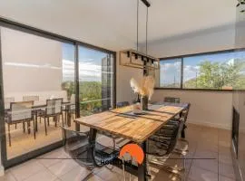 #111 Ocean View by Home Holidays