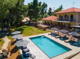 Pefkon Suites, готель у місті Афітос