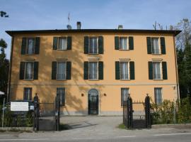 Residence Alle Scuole Country House, lantligt boende i Granarolo dellʼEmilia