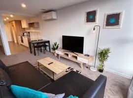 Magic at Midnight - Braddon CBD - 1 Bd 1bth Apt