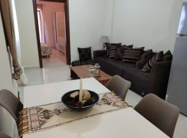 Renovated apartment 300m from the sea, rumah percutian di Ierissós