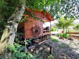 la cabane du cowboy, vacation rental in Saint-Privé