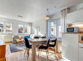 Strandnähe!! Moderne Ferienwohnung für 6 Personen, Hotel in Bansin