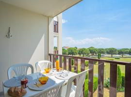 Apartment Les Balcons de l'Atlantique-10 by Interhome, hotel a Pontaillac (Royan)